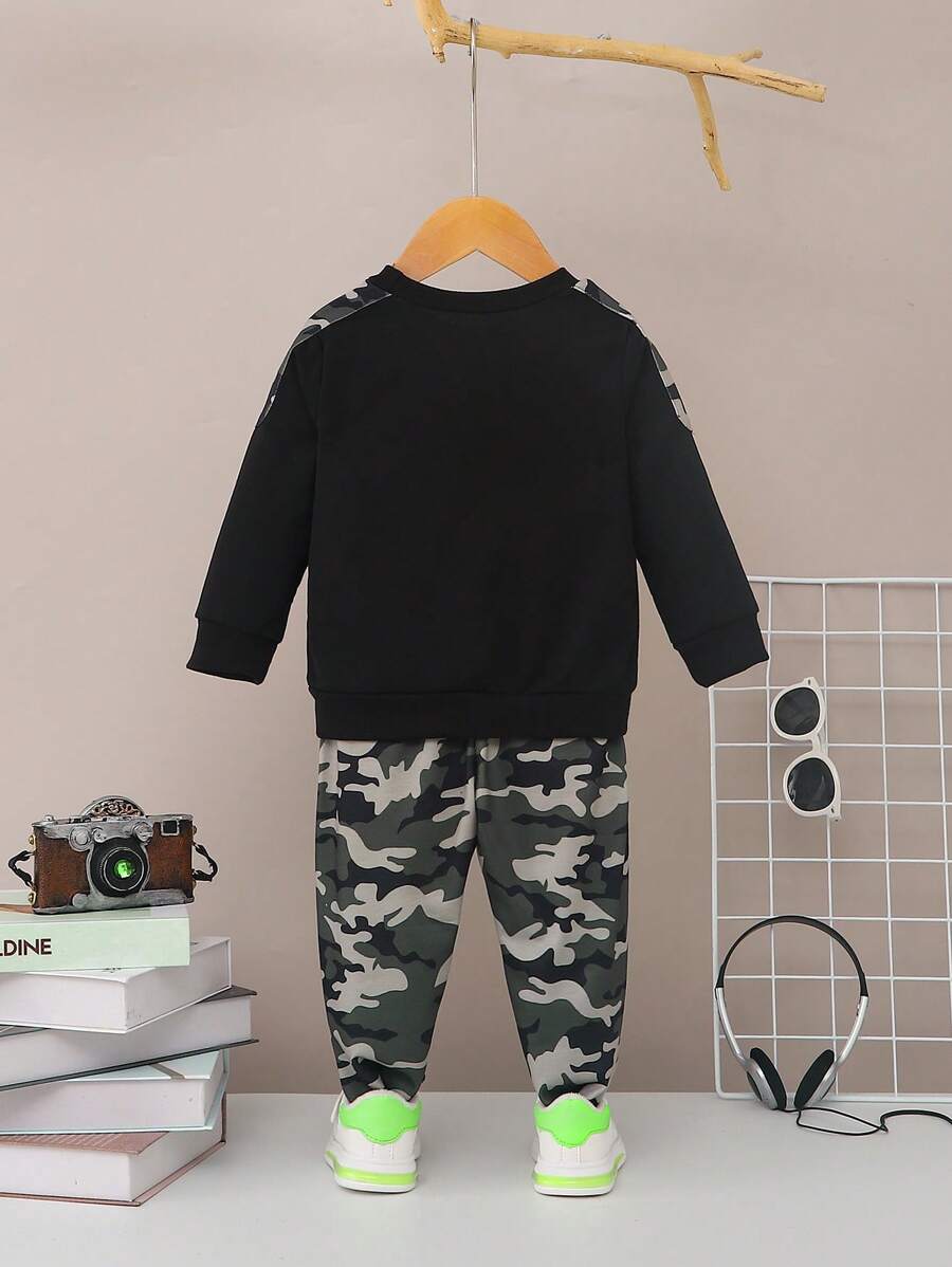 Baby Boy Camo Print Patched Pocket Pullover & Sweatpants